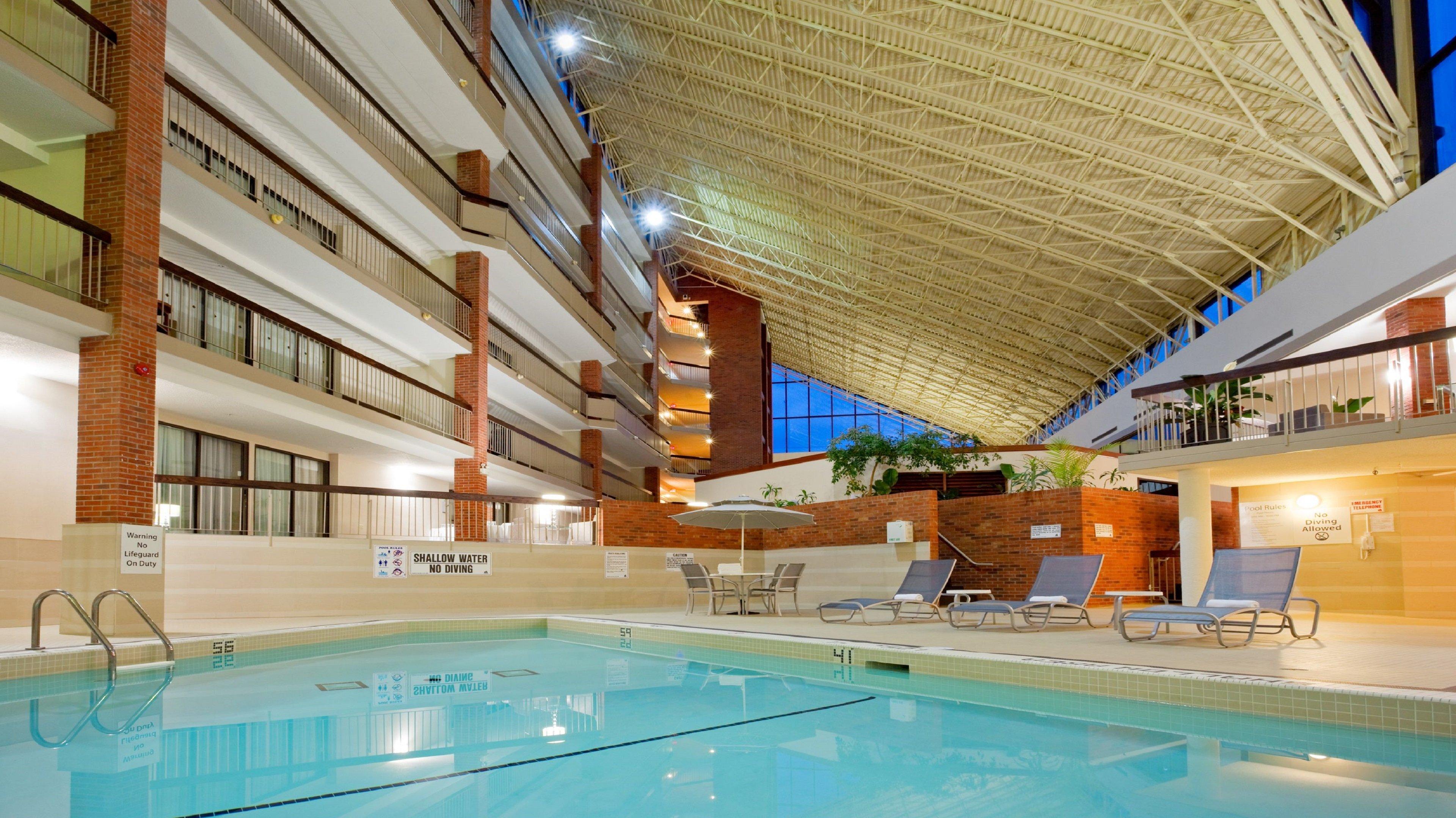 Holiday Inn Oakville Centre By Ihg Ngoại thất bức ảnh
