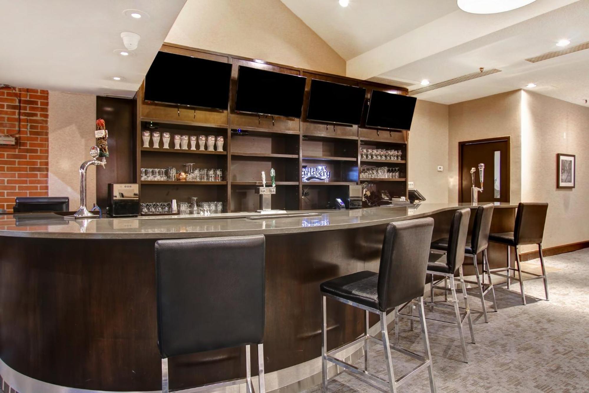 Holiday Inn Oakville Centre By Ihg Ngoại thất bức ảnh