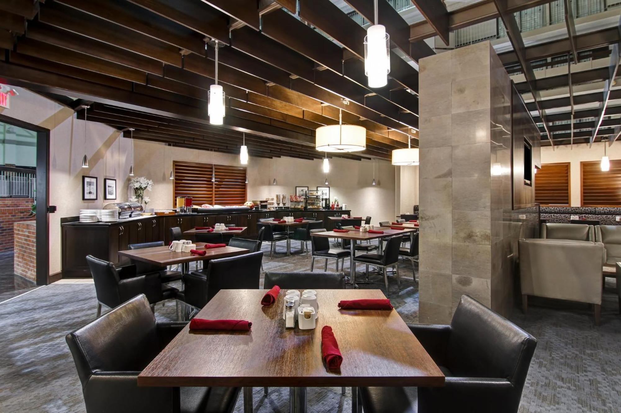 Holiday Inn Oakville Centre By Ihg Ngoại thất bức ảnh
