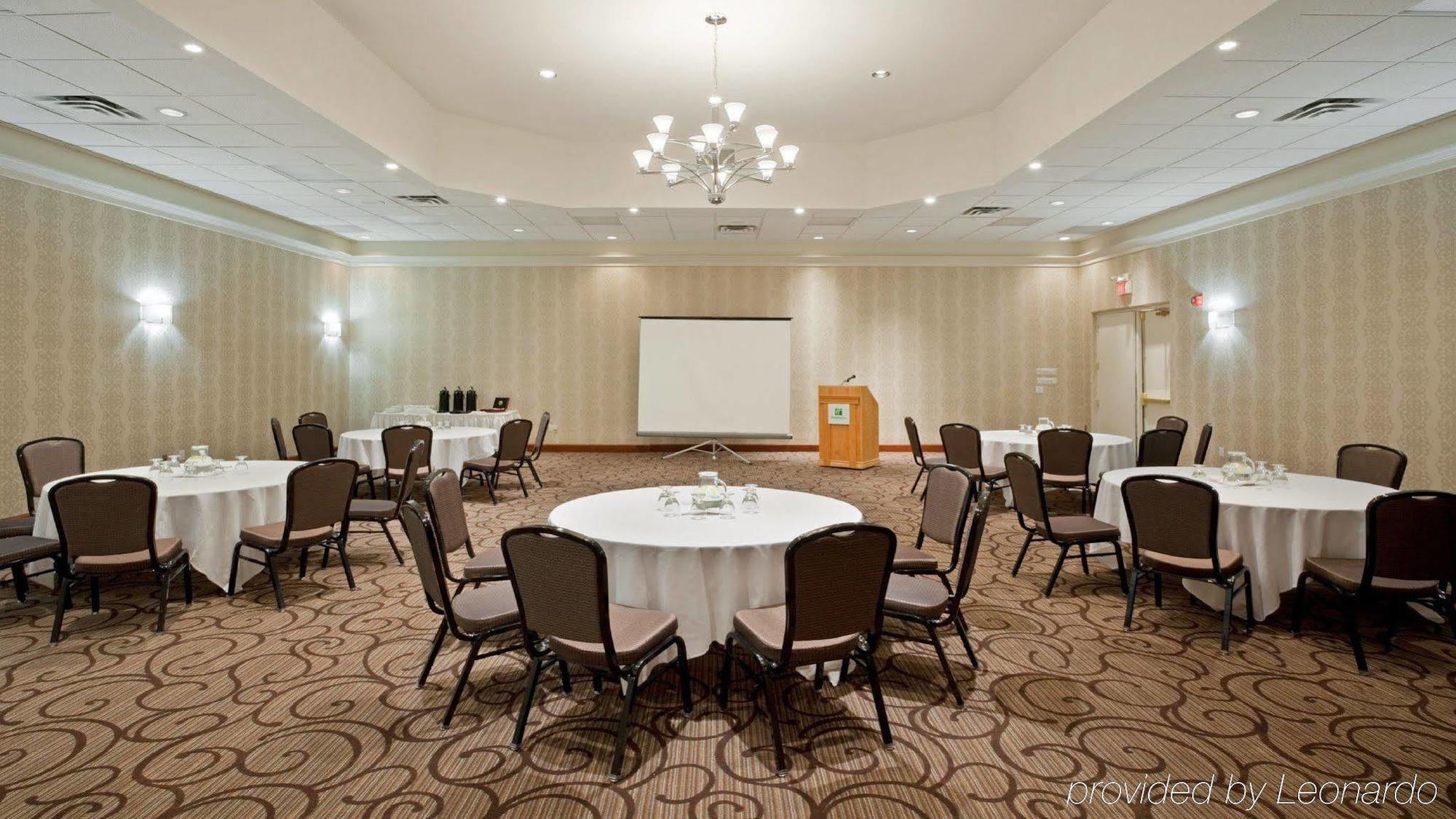 Holiday Inn Oakville Centre By Ihg Tiện nghi bức ảnh