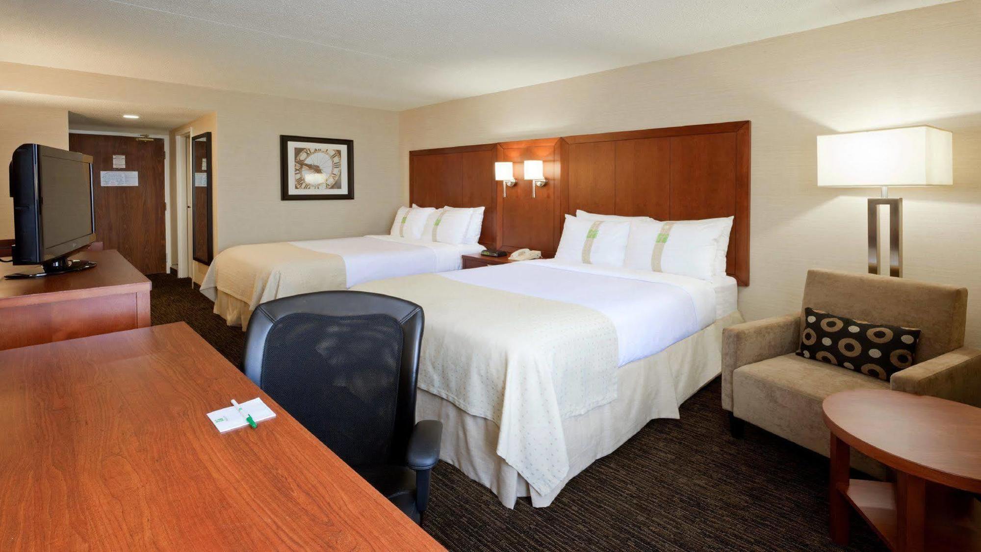 Holiday Inn Oakville Centre By Ihg Ngoại thất bức ảnh